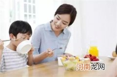 如何帮助孩子改善不爱沟通的情况