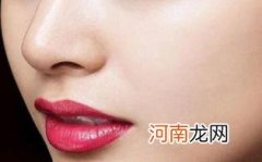自体脂肪能隆鼻吗