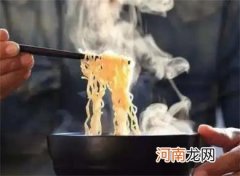 日常生活中吃饭的禁忌你又知多少