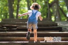 孩子爱顶嘴，家长该怎么引导？