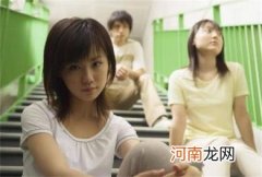 对待青春期孩子逆反心理的方法