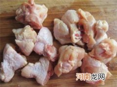 家常土豆烧鸡块怎么做