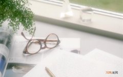 7个月大的宝宝身上这是什么胞 婴儿粟丘疹图片