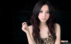 深蹲锻炼的是身体的哪几个部位 健身锻炼哪里能提高性功能